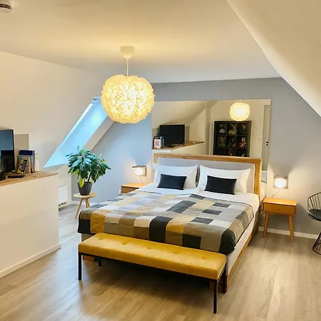 Stylisches City-apartment - Ruhig & Zentral * לנדשט