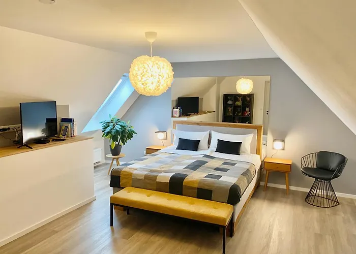 Stylisches City-apartment - Ruhig & Zentral * לנדשט