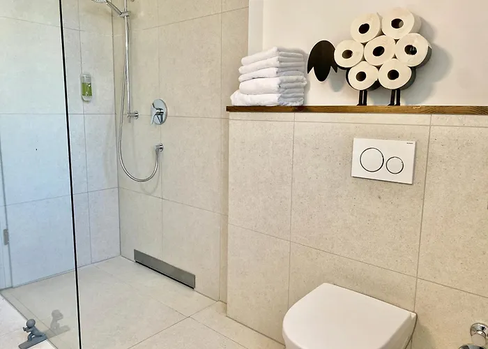 Stylisches City-apartment - Ruhig & Zentral לנדשט