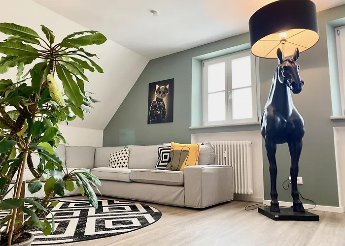 Stylisches City-apartment - Ruhig & Zentral דירה